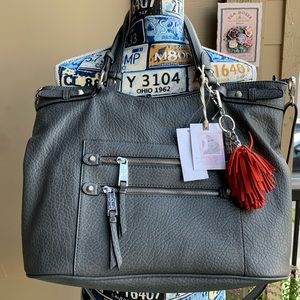 Jessica Simpson EVA TOTE NWT